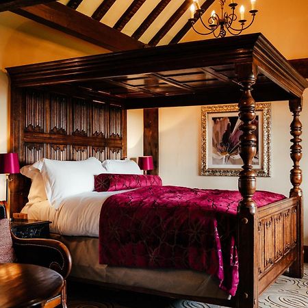 South Lodge Lower Beeding Buitenkant foto